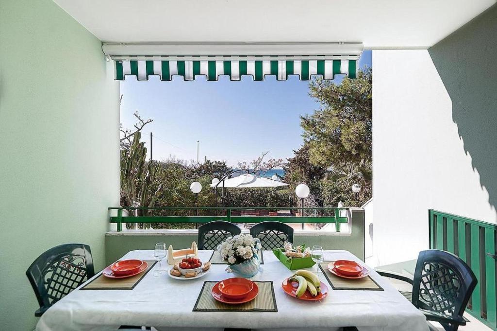 Beachfront Beats Baia Verde, Relax E Party In Spiaggia Dalla Tua A Apartment *